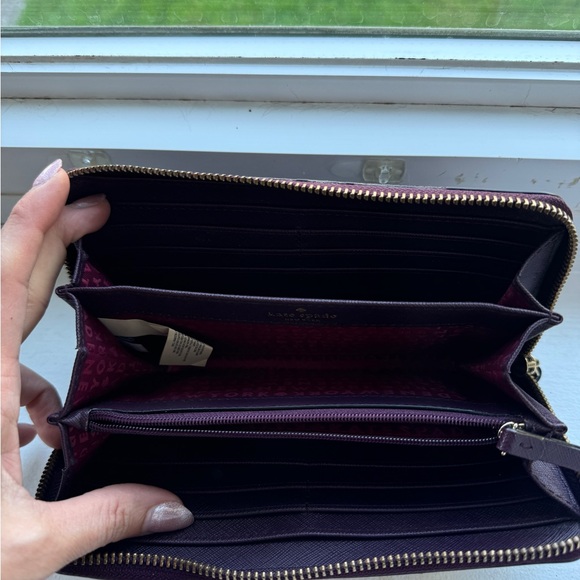 Plum coloured leather Kate Spade Wallet - Picture 4 of 6